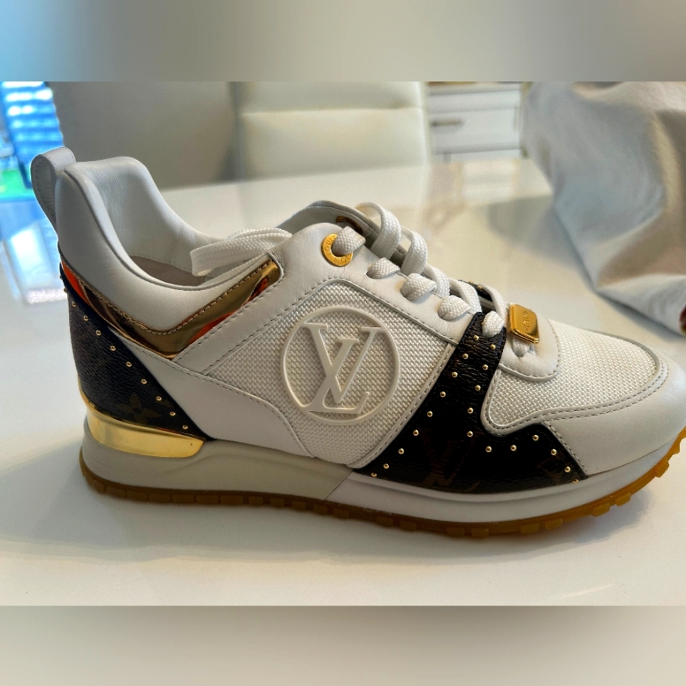 Louis Vuitton women sneakers